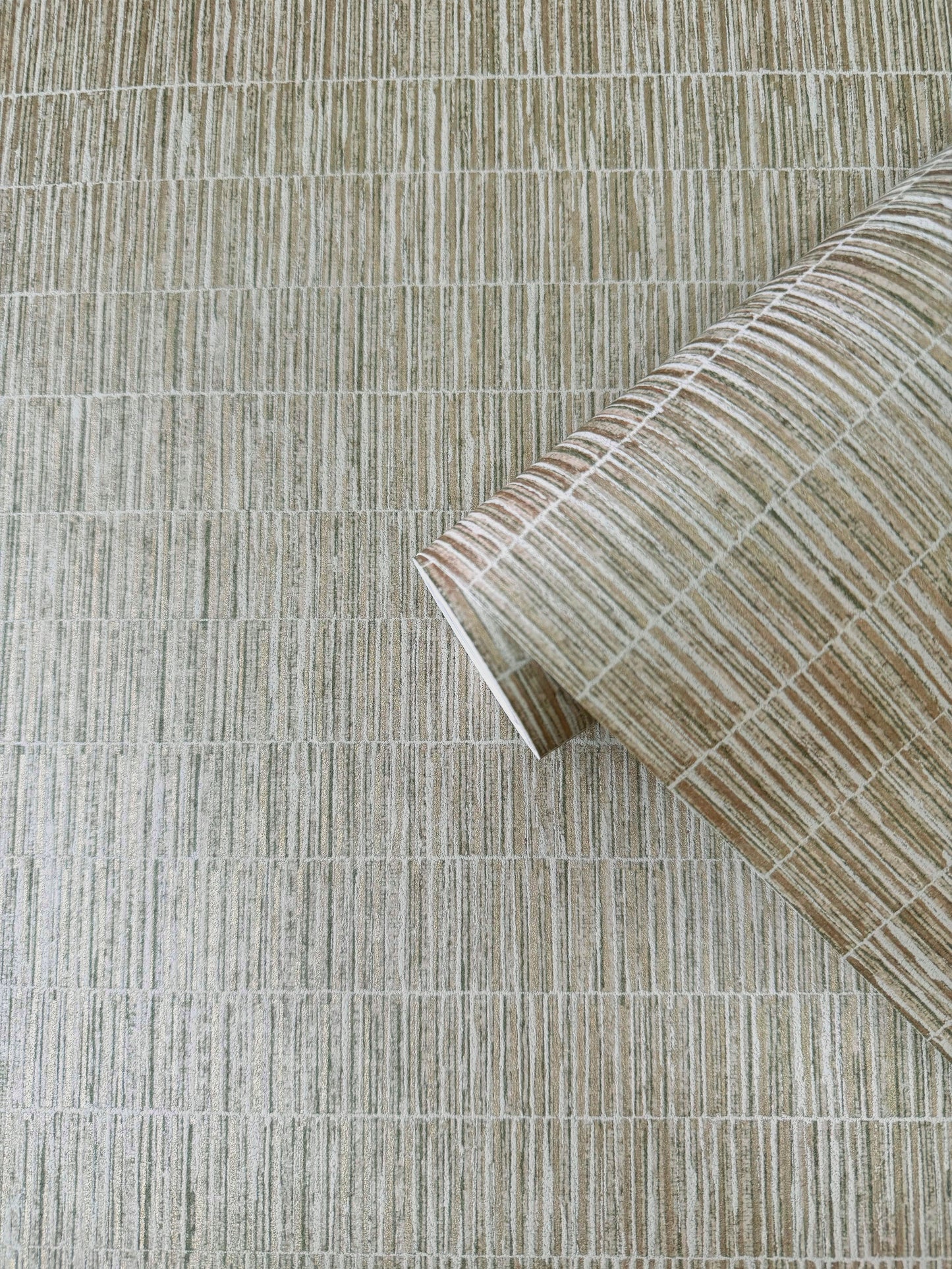 Bamboo Screen Green / Gold on Cream
