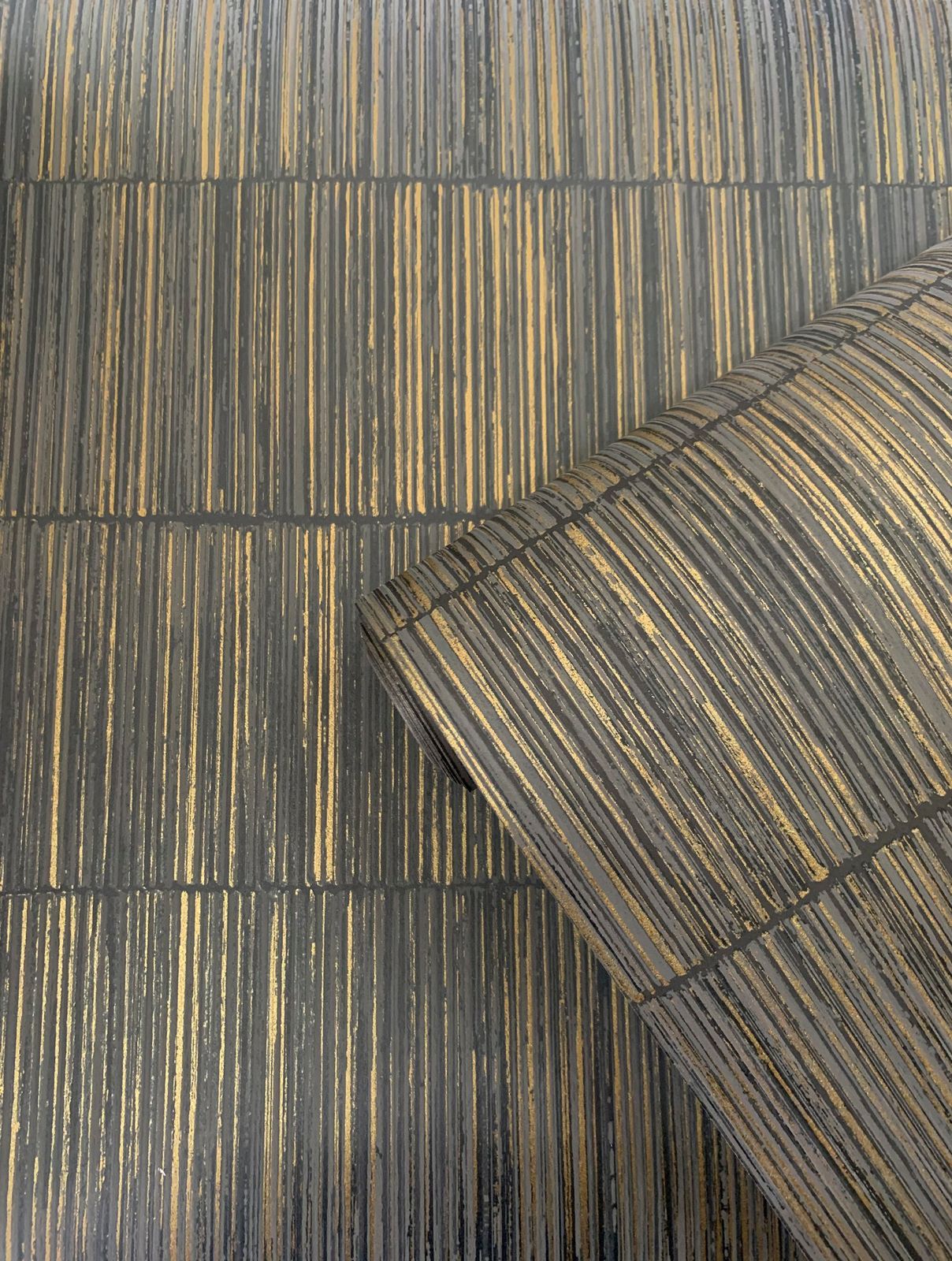 Bamboo Stripe Wallpaper Charcoal / Gold