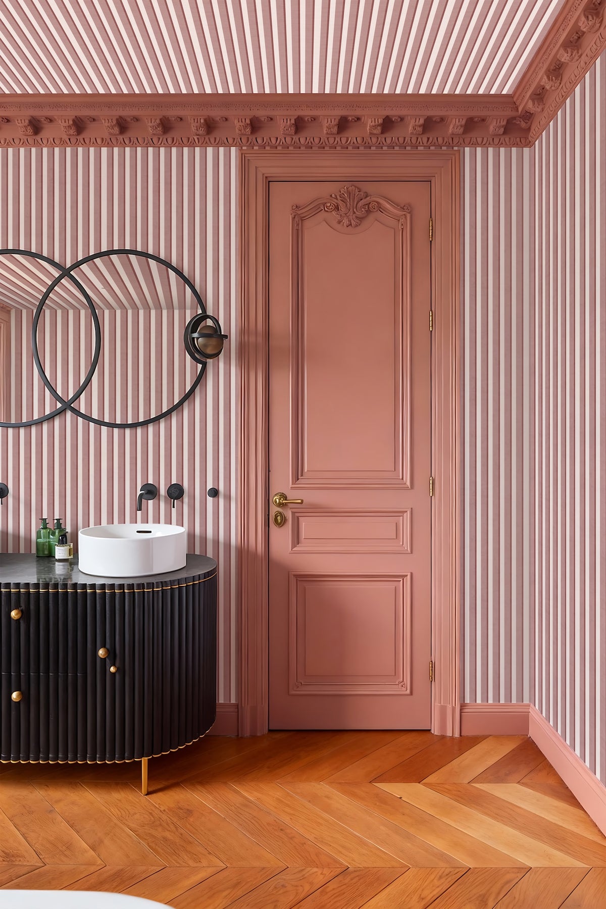 Lolen Salmon Wallpaper