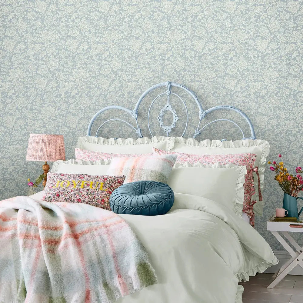 Trailing Laurissa Wallpaper Wallpaper Inn