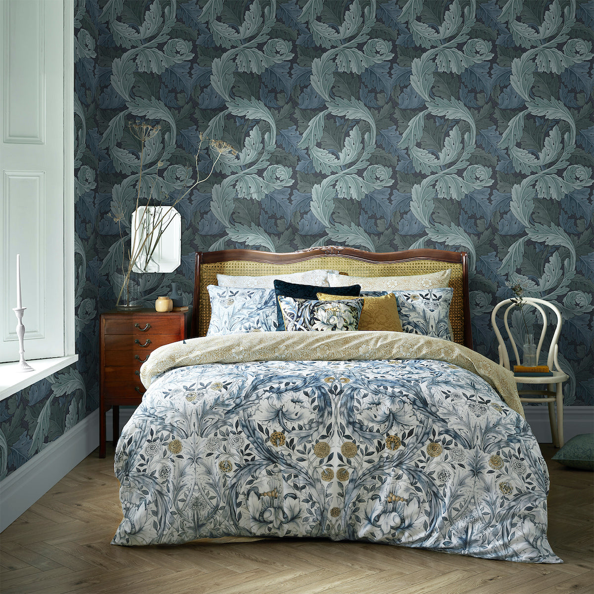 Acanthus Wallpaper Wallpaper Inn