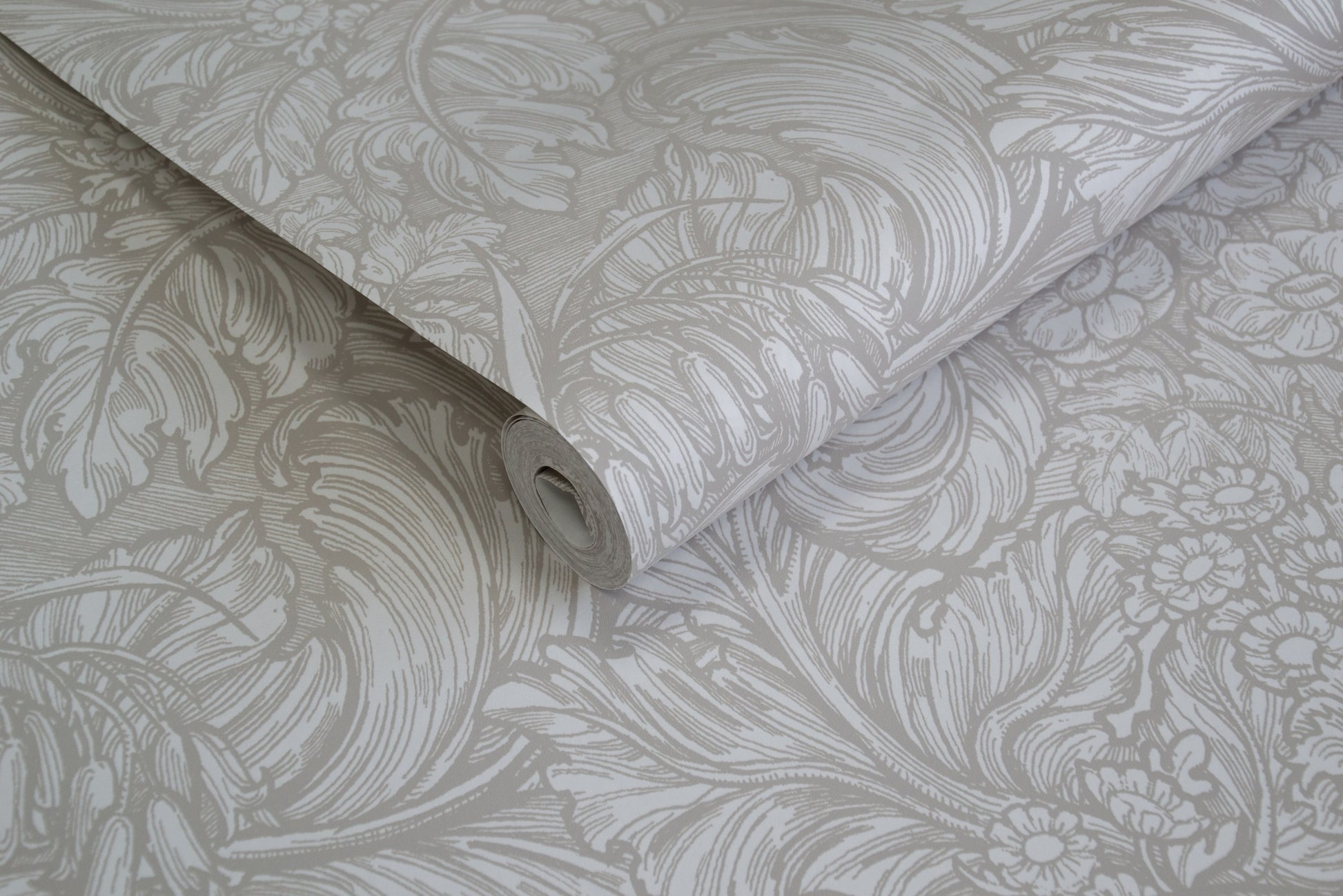 Hedgerovia Light Taupe - Wallpaper Inn 