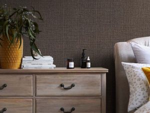This classical Linen Weave Coco Wallpaper design is textured and creates a cosy atmosphere with its coco brown colour palette. adding warmth and texture,
