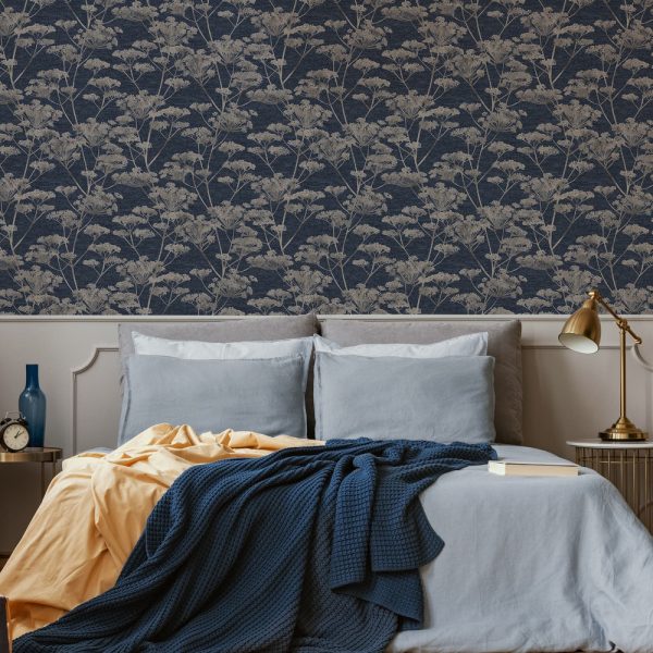 Serene Seedhead Sapphire Wallpaper is a large-scale cow parsley wild flower design that will create a beautiful feature for your walls.